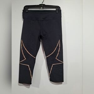Fabletics Capri leggings with star